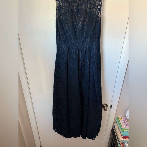 Carmen Marc Valvo Infusion Lace Dress - Picture 6 of 8